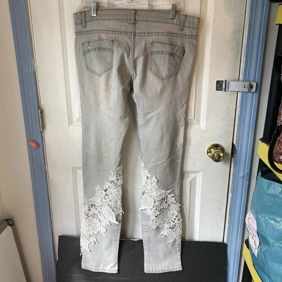 Youboya Y2K Women’s Mid Rise Jeans Size 34/M Light Wash Gray Lace Fairy Pockets - Picture 9 of 9